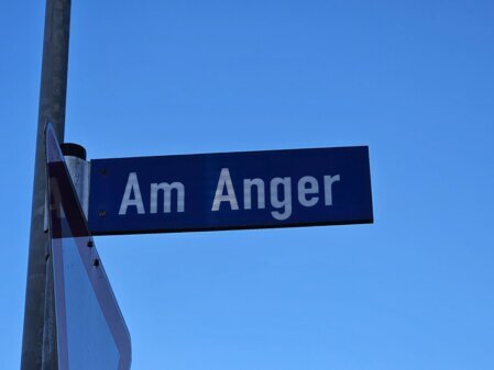 Am Anger 3 Straßenschild "Am Anger"