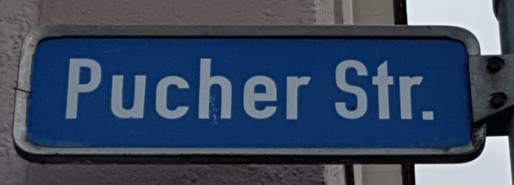 Straßenschild Pucher Straße Straßenschild Pucher Straße